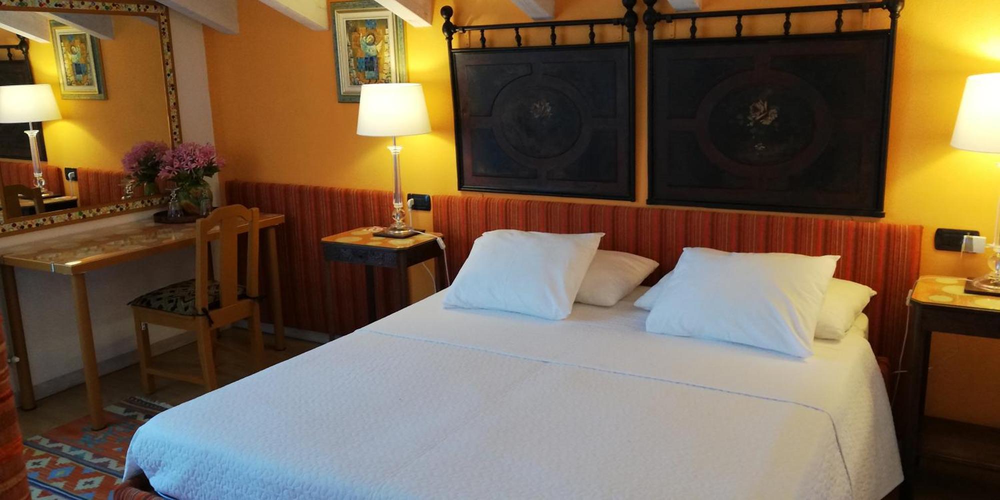 La Collina Since 2008 No Smoking B&B Varese Eksteriør billede