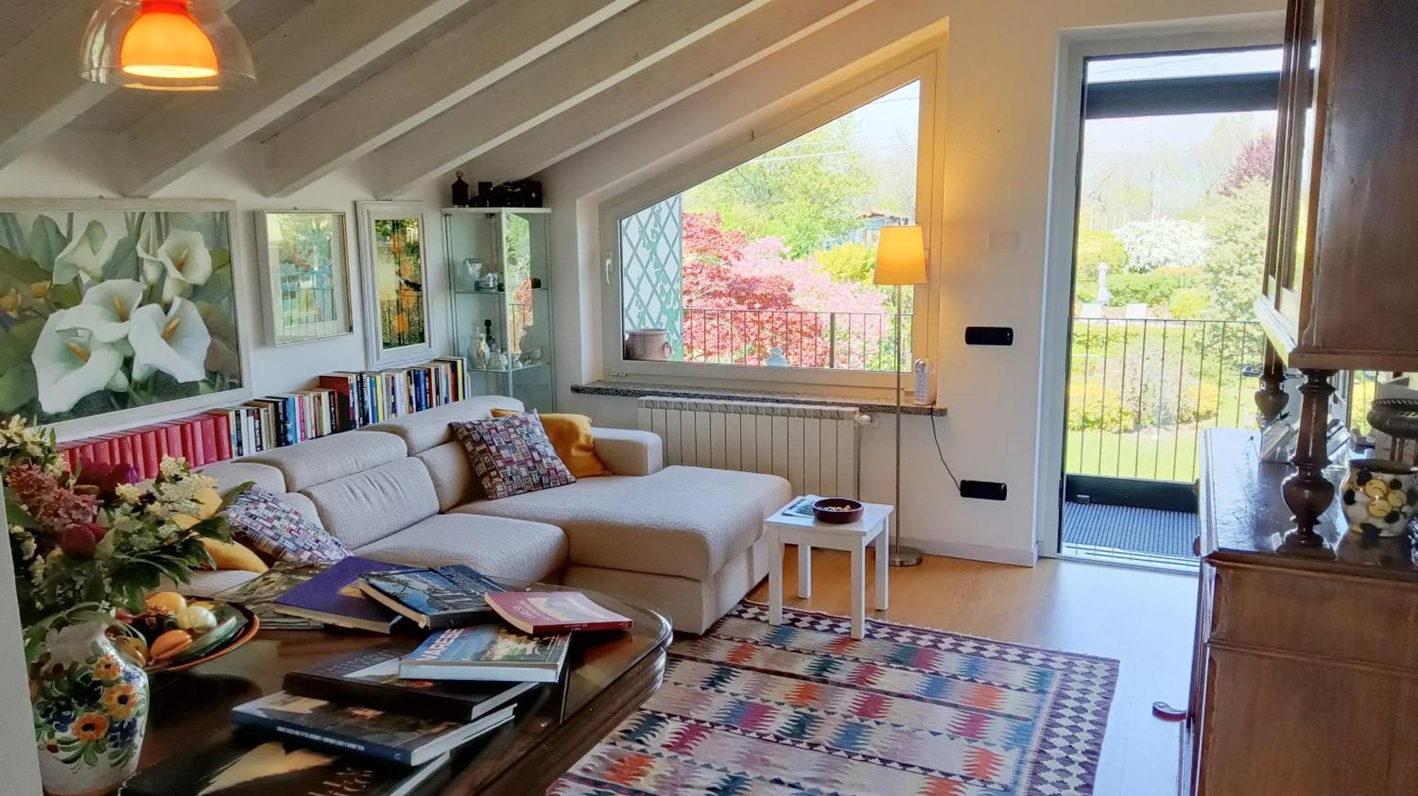 La Collina Since 2008 No Smoking B&B Varese Eksteriør billede
