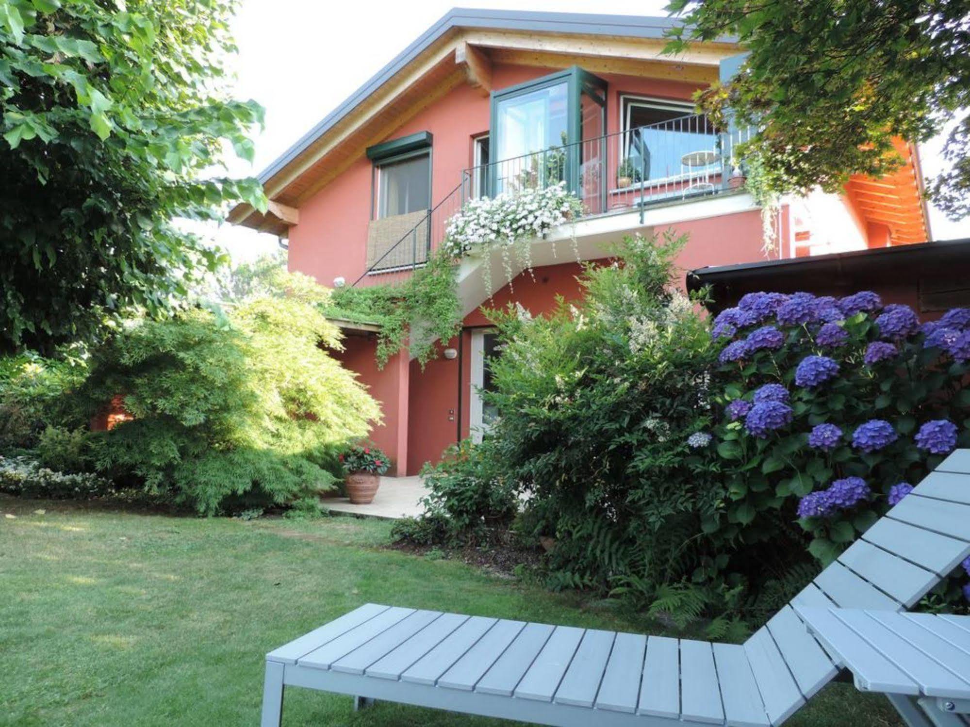 La Collina Since 2008 No Smoking B&B Varese Eksteriør billede